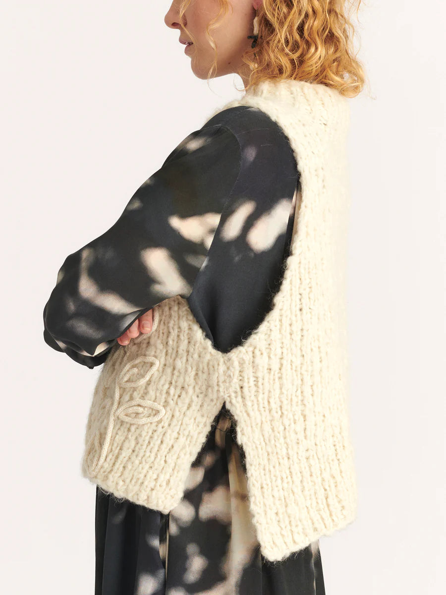 maya cardigan AW24